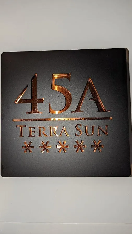 Apartments Terra Sun With Private Pool Or Jacuzzi Njivice Croatia